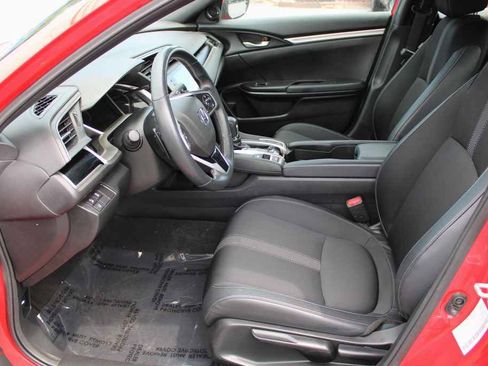 Used 2021 Honda Civic Sport image 9