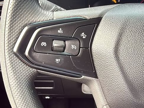 Used 2025 Chevrolet TrailBlazer LT AWD/4WD image 17