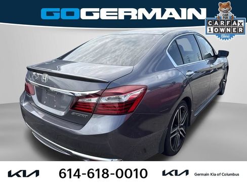 Used 2017 Honda Accord Sport image 4