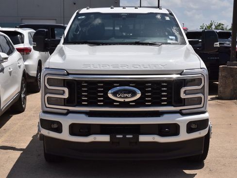 Used 2026 Ford F350 Platinum AWD/4WD image 3
