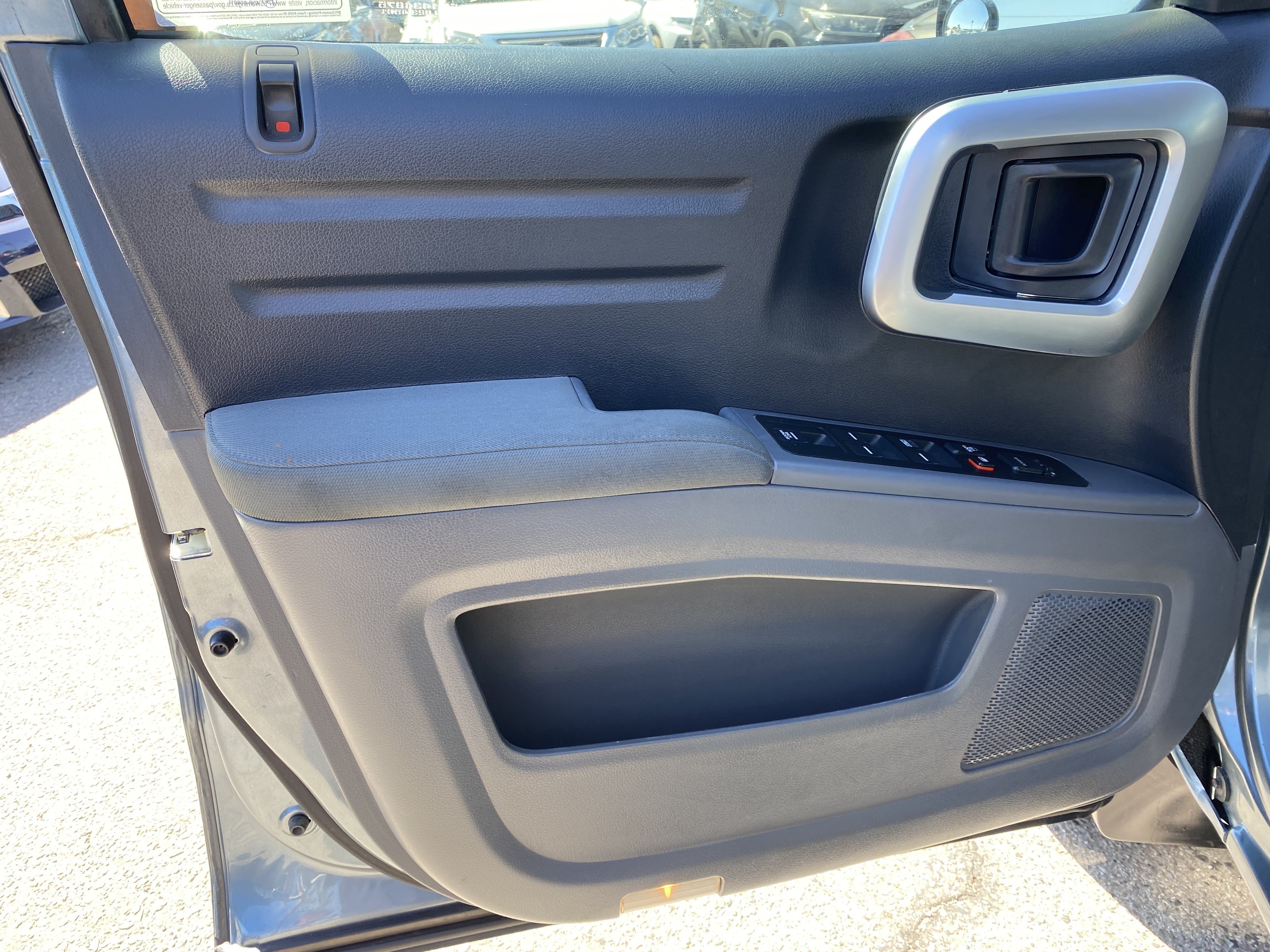 Used 2008 Honda Ridgeline RTX image 15