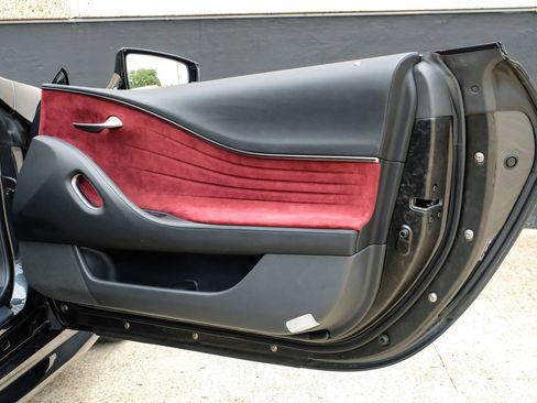 Used 2018 Lexus LC 500 Coupe w/ Sport Package RWD image 33