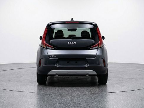 Used 2025 Kia Soul LX w/ LX Technology Package image 7