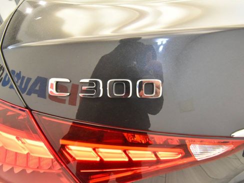 Used 2023 Mercedes-Benz C 300 4MATIC Sedan image 45