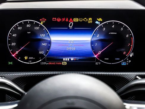 Used 2024 Mercedes-Benz CLA 250 image 19