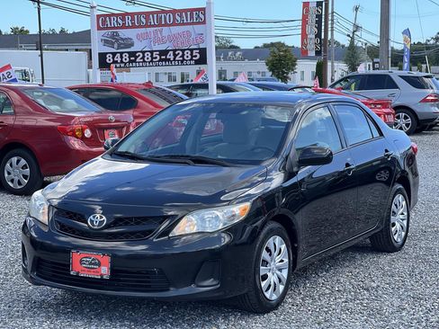 Used 2012 Toyota Corolla LE FWD image 3