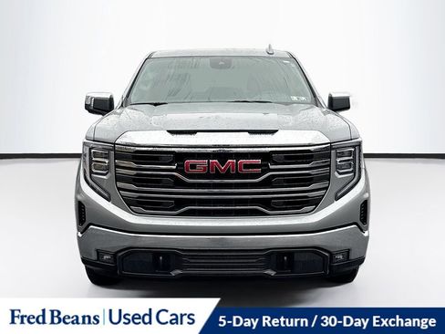 Used 2025 GMC Sierra 1500 SLT AWD/4WD image 2