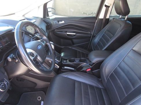 Used 2018 Ford C-MAX Titanium w/ Equipment Group 301A image 15