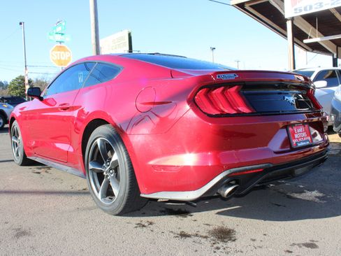 Used 2018 Ford Mustang Coupe w/ Equipment Group 101A image 4