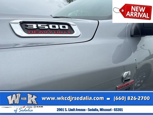 Used 2021 RAM 3500 Tradesman w/ Chrome Appearance Group AWD/4WD image 12