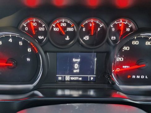 Used 2020 Chevrolet Silverado 2500 Custom w/ Custom Value Package image 22