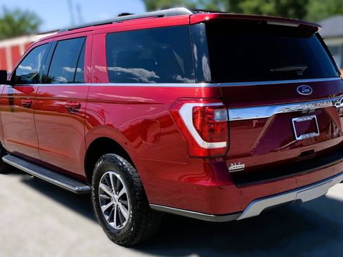 Used 2018 Ford Expedition Max XLT w/ Equipment Group 202A AWD/4WD image 3