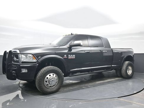 Used 2018 RAM 3500 Laramie Longhorn AWD/4WD image 2