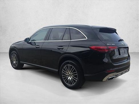 Certified 2026 Mercedes-Benz GLC 300 image 8