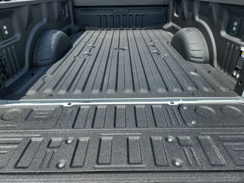New 2026 Ford F350 Platinum w/ Platinum Plus Package AWD/4WD image 12