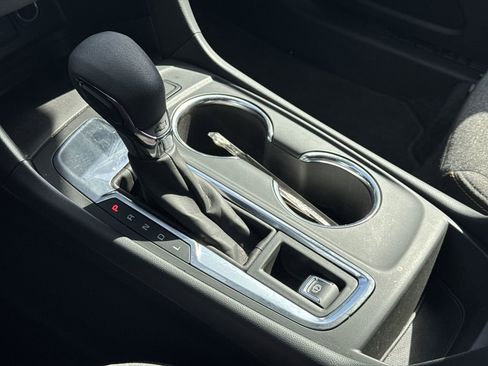 Used 2024 Chevrolet Equinox LT image 26