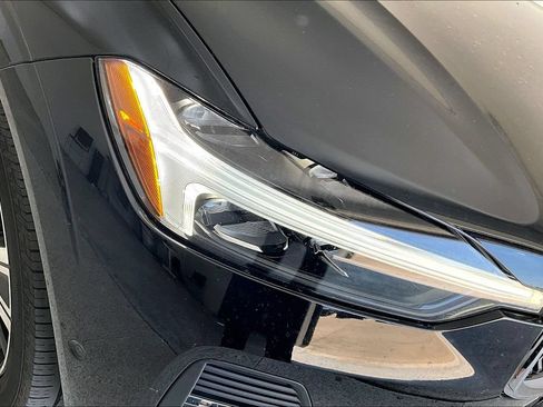 Used 2023 Volvo XC60 B5 Plus w/ Protection Package Premier AWD/4WD image 38
