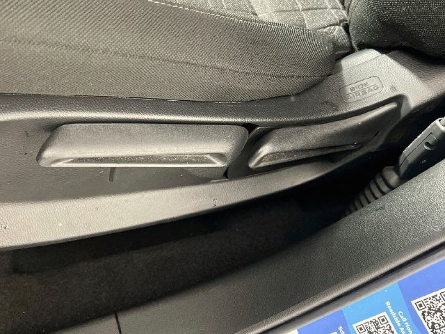 Used 2024 Honda HR-V LX image 13