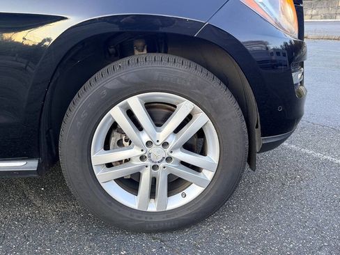 Used 2015 Mercedes-Benz GL 320 BlueTEC 4MATIC image 37