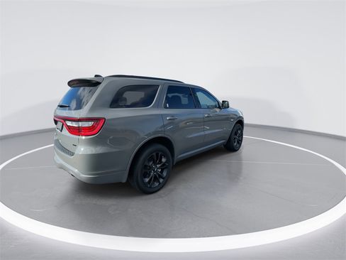 Used 2025 Dodge Durango GT w/ Blacktop Package image 8