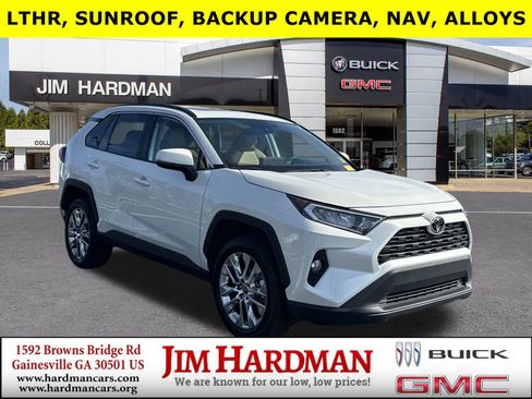 Used 2021 Toyota RAV4 XLE Premium image 1