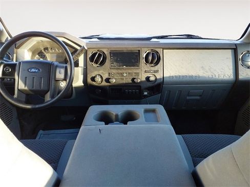 Used 2014 Ford F250 XL image 10