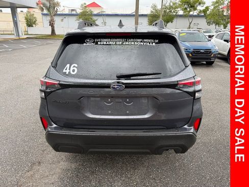 Used 2025 Subaru Forester Premium w/ Protection Package AWD/4WD image 6
