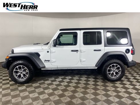 Used 2026 Jeep Wrangler Unlimited Sport AWD/4WD image 24