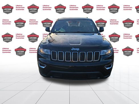 Used 2020 Jeep Grand Cherokee Laredo w/ Laredo X Package image 5