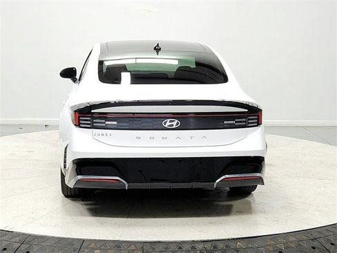 Used 2024 Hyundai Sonata SEL w/ Convenience Package image 6