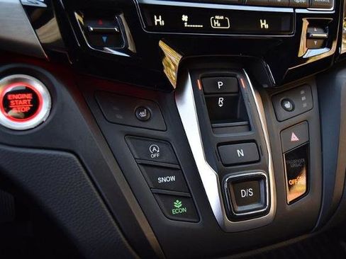 Used 2024 Honda Odyssey Sport image 18