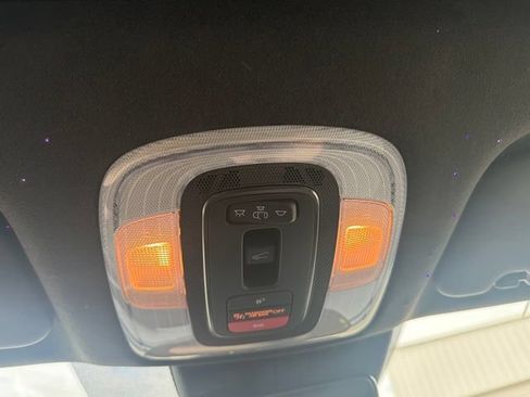 Used 2024 Hyundai Elantra Limited FWD image 20