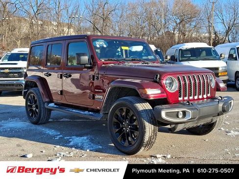 Used 2021 Jeep Wrangler Unlimited Sahara w/ Cold Weather Group image 2