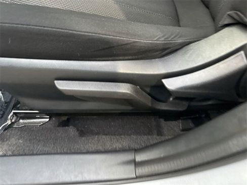 Used 2020 Subaru Impreza 2.0i Premium image 12