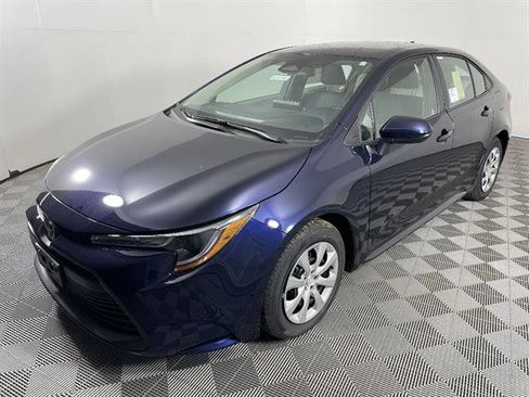 New 2026 Toyota Corolla LE image 9