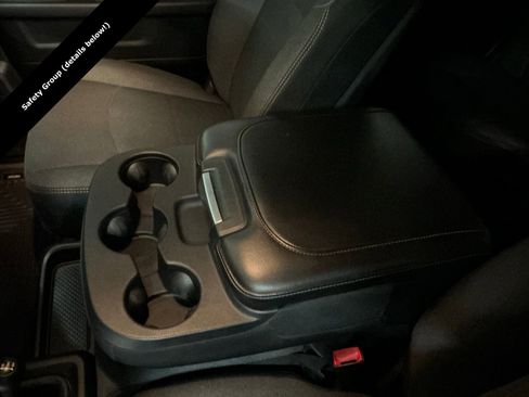 Used 2019 RAM 2500 Tradesman w/ Safety Group image 27