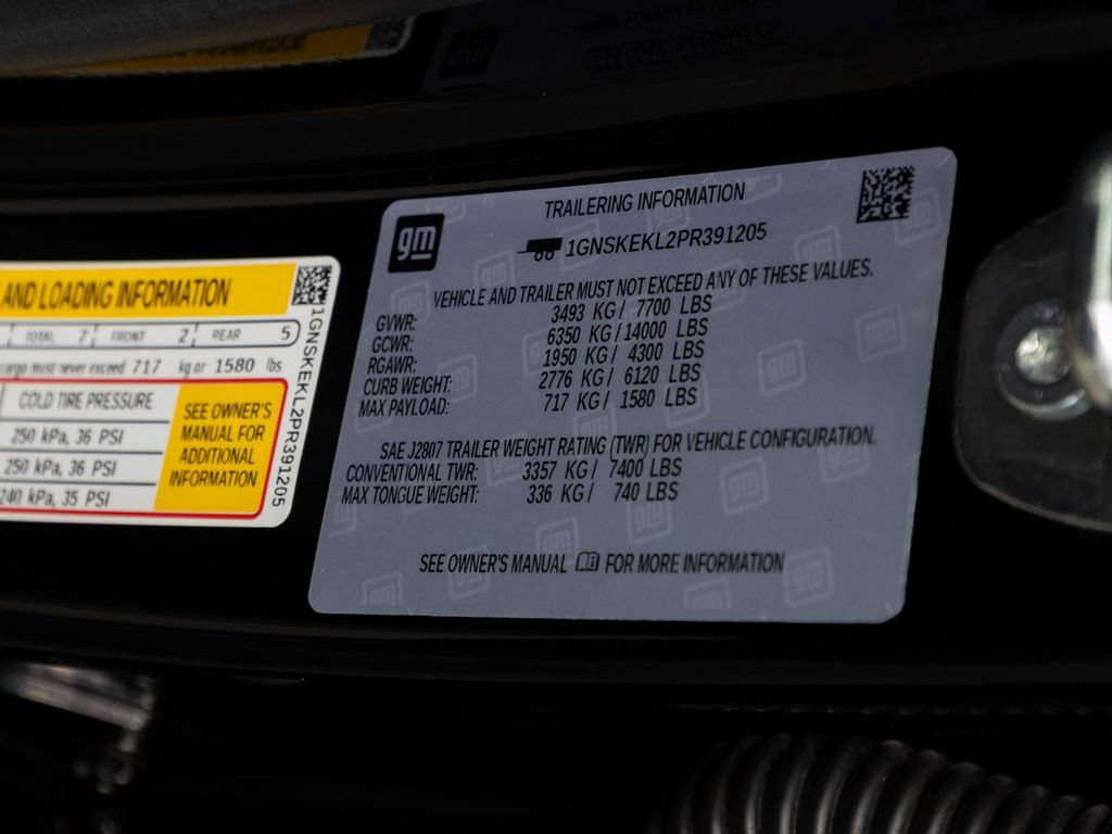 Used 2023 Chevrolet Suburban RST w/ Sport Performance Package AWD/4WD image 16