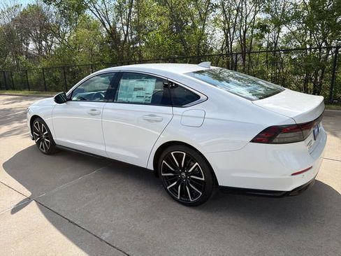 New 2026 Honda Accord Touring image 3