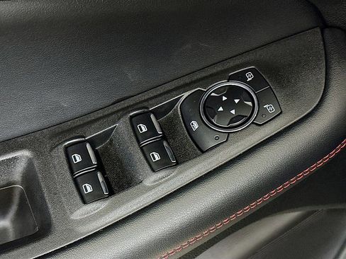 Used 2024 Ford Edge ST-Line image 19