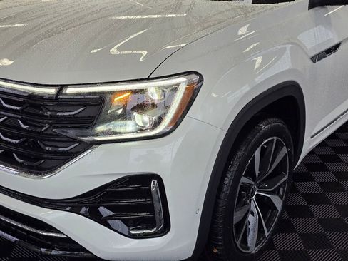 New 2026 Volkswagen Atlas SEL Premium R-Line image 10