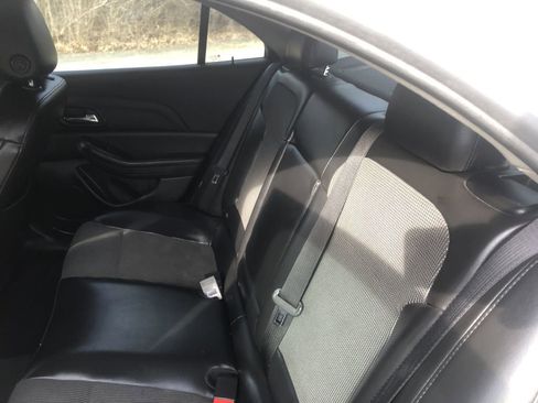 Used 2015 Chevrolet Malibu LT w/ Power Convenience Package image 19
