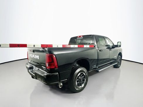 New 2025 RAM 2500 Laramie AWD/4WD image 7