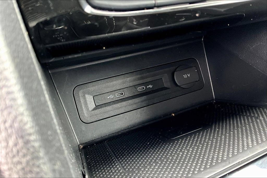 Used 2023 Volkswagen Atlas SE FWD image 16