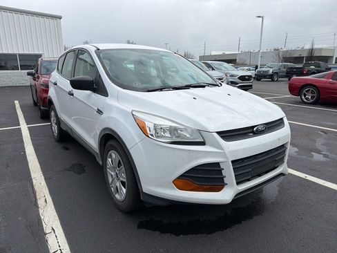 Used 2014 Ford Escape S image 4