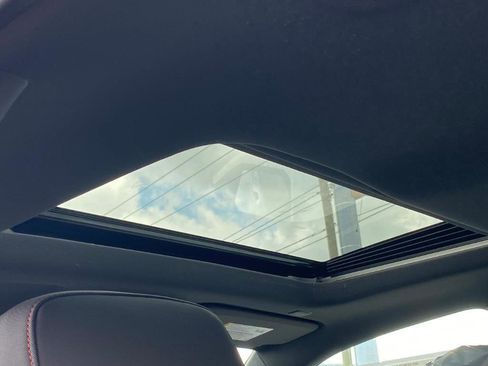 New 2025 Chevrolet Colorado Z71 w/ Technology Package AWD/4WD image 24