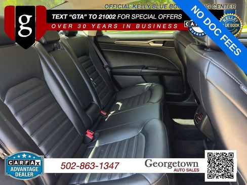Used 2017 Ford Fusion SE w/ Fusion SE Technology Package FWD image 34