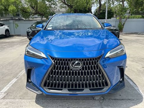 Used 2025 Lexus NX 250 FWD w/ Towing Package (2000 Lbs) image 2