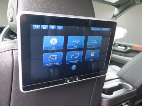 Used 2025 GMC Yukon Denali AWD/4WD image 20