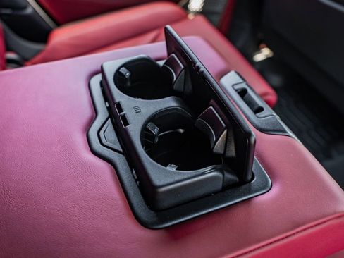 Used 2023 Lamborghini Urus S AWD/4WD image 43