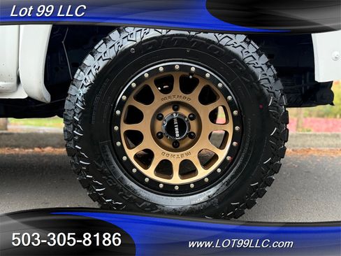 Used 2012 Toyota Tacoma PreRunner w/ SR5 Pkg image 48